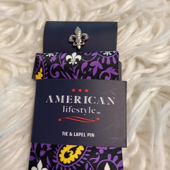 American Lifestyle Man Tie with Lapel Pin brand new color purple - Picture 4 of 11
